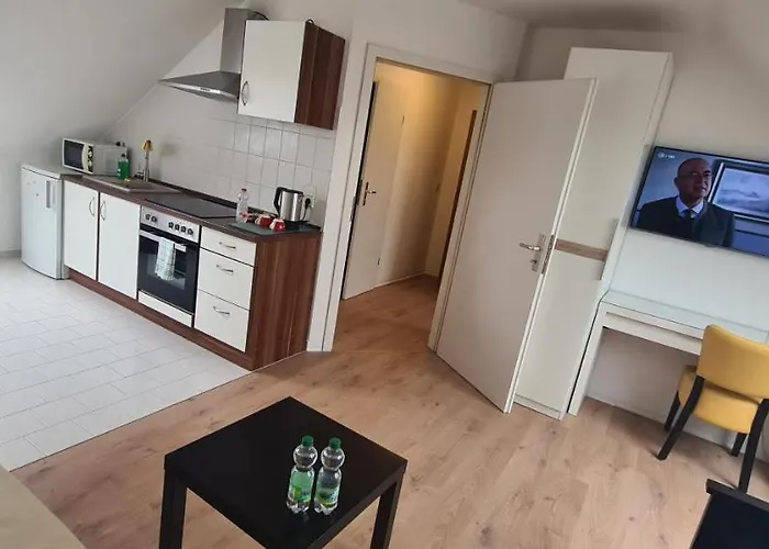 Ganze 2 Raum Rechts * Baderitz